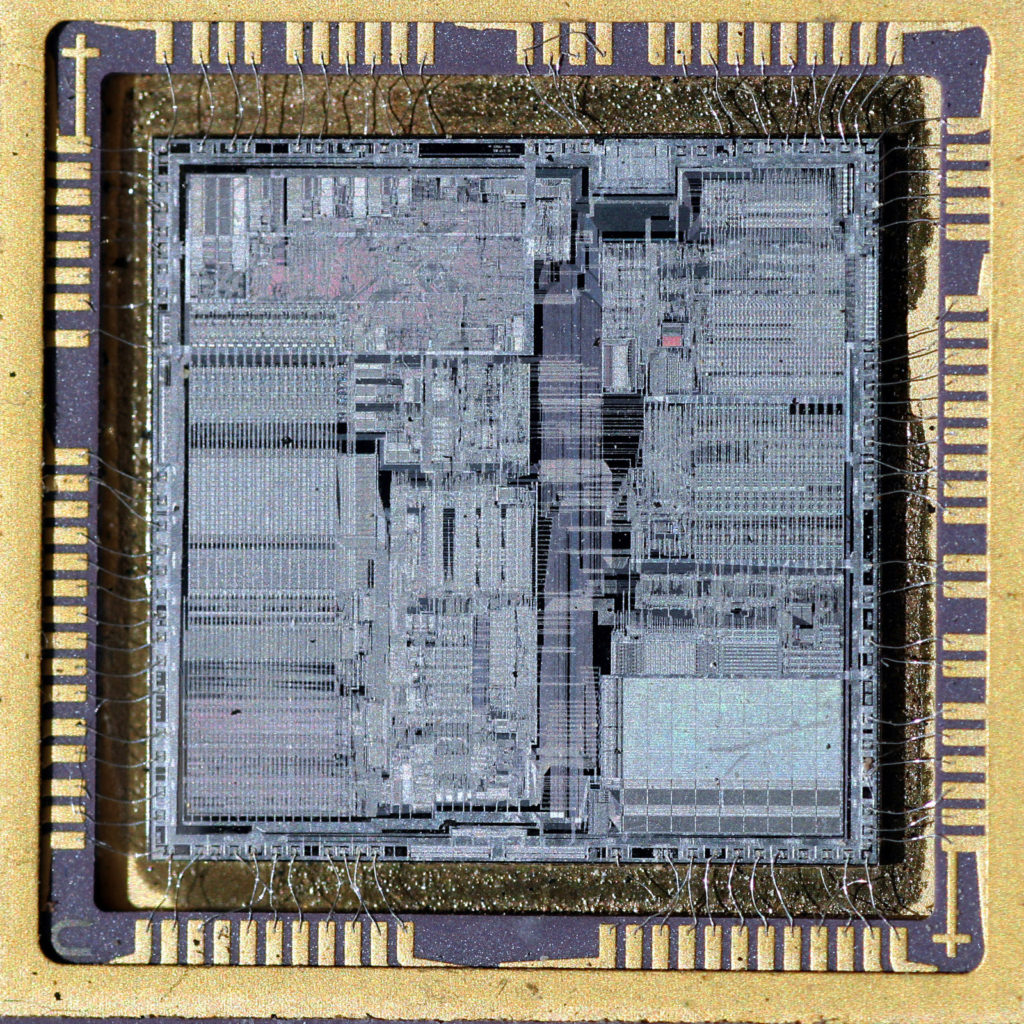 silicon-chip-1564335-1600x1600